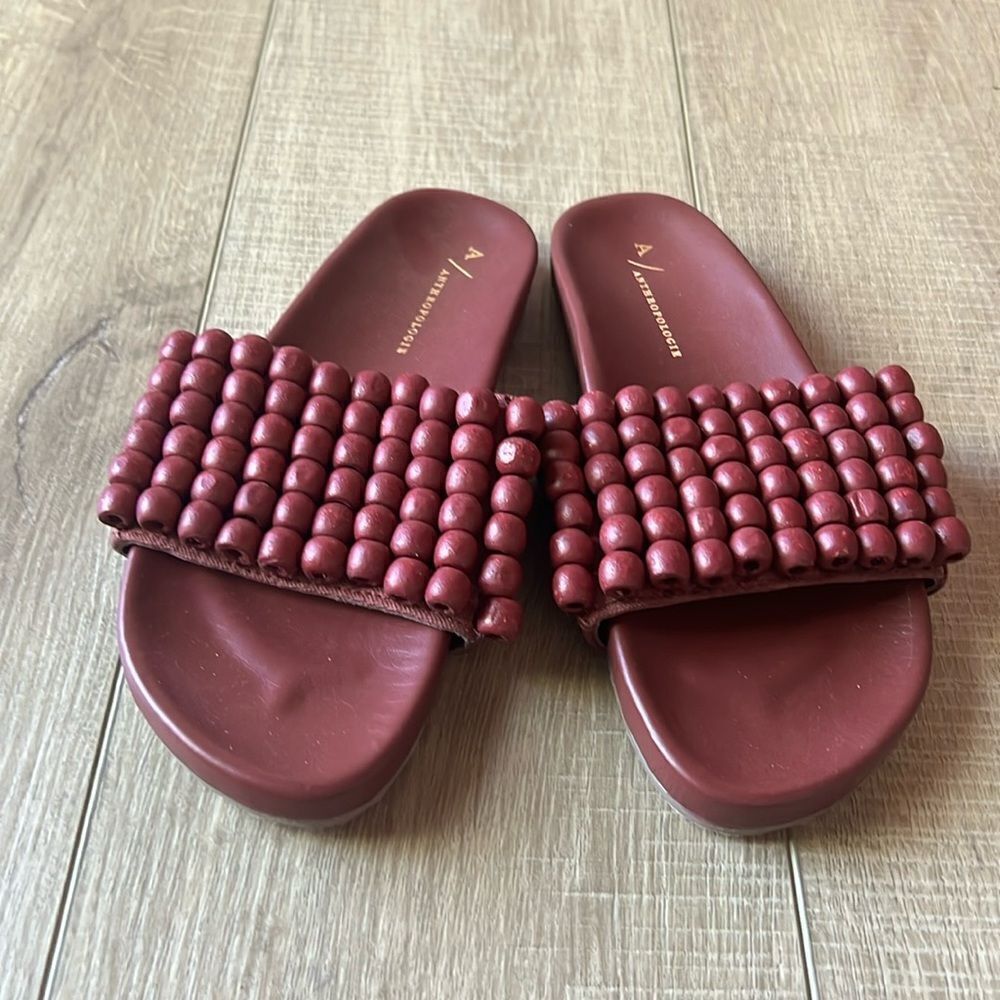 Anthropologie Beaded Slide Sandals Wine Burgundy NWOB US 7 👠
